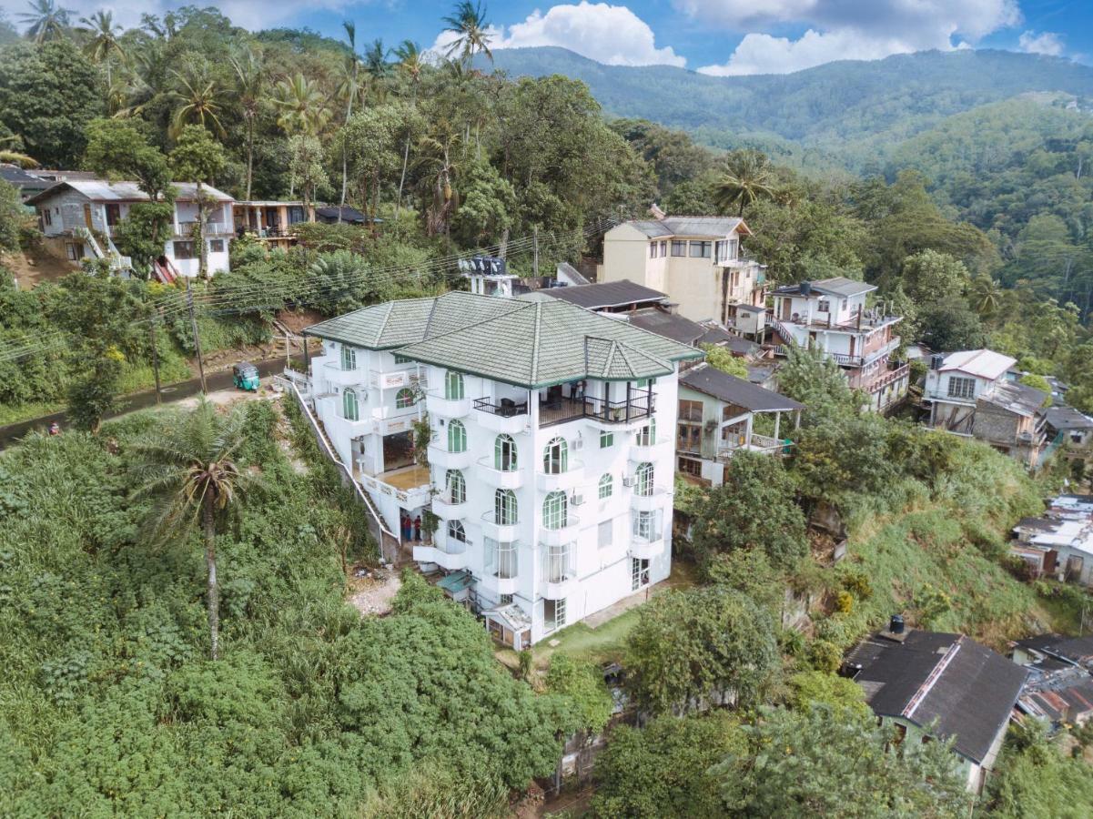 The Peak Pavilion Kandy Eksteriør billede